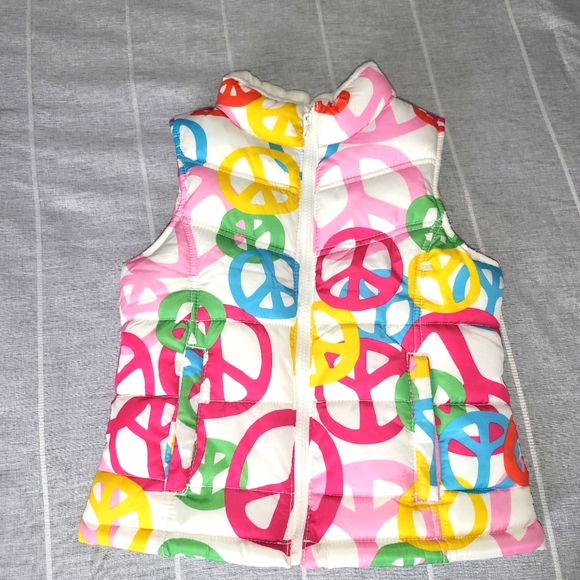 Old Navy Other - OLD NAVY Girl's Quilted Puffer Vest Jacket 6